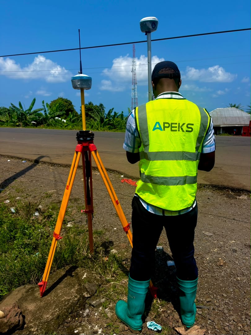 Field survey operation in Cameroon using APEKS GNSS RTK equipment