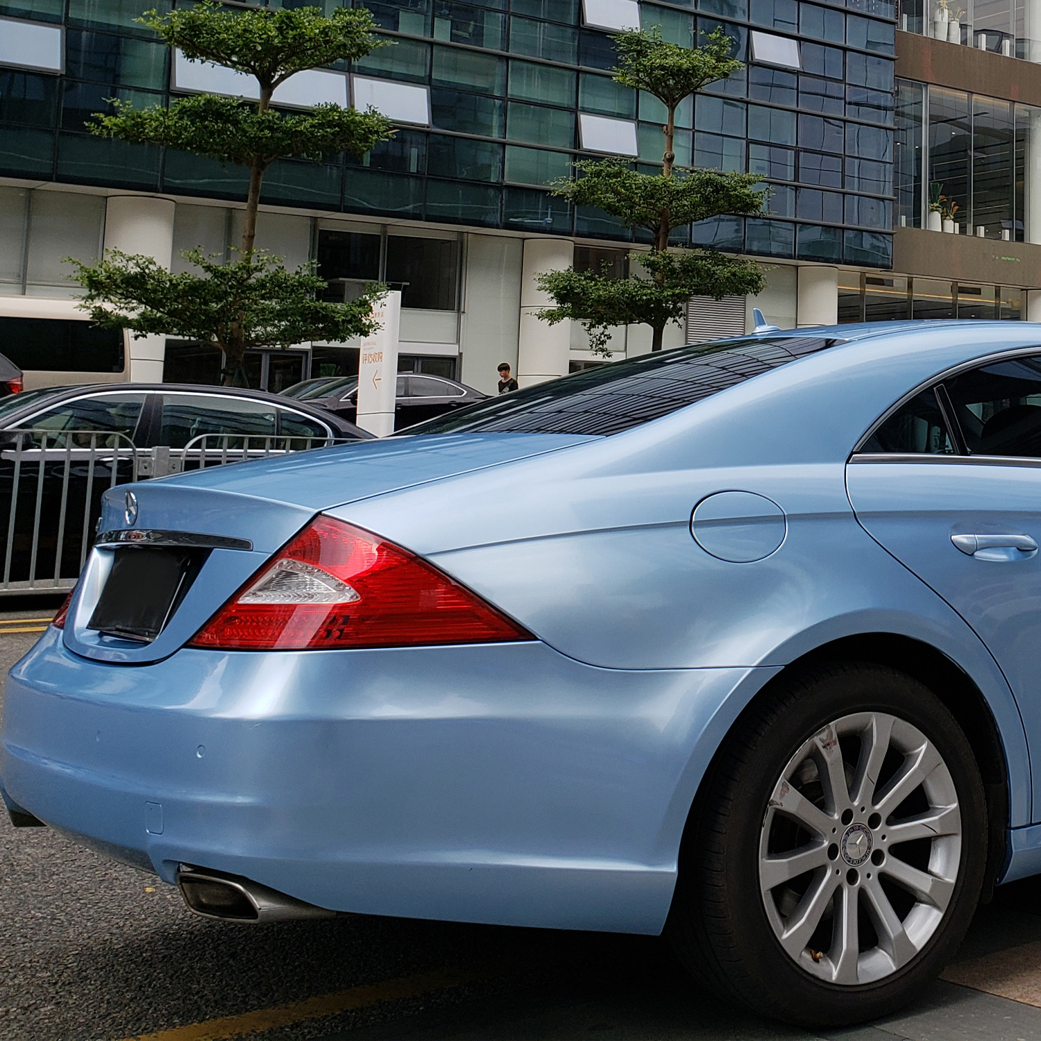 PET VINYL WRAP Bentley Misty Blue 2.jpg