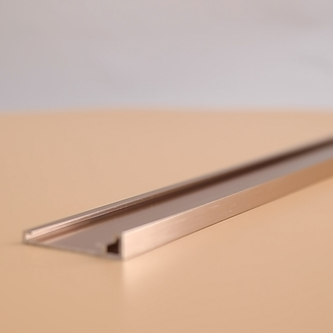 Wholesale-Price-Different-Cutting-Shape-Alu-Aluminum-Mirror-Frame-Profile-for-Decor-Mirrors-Pictures-Paintings2.jpg
